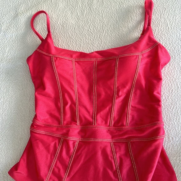 BECCA Makenna One Piece Swimsuit, CAYENE, size Small, $148.00 - Picture 6 of 10